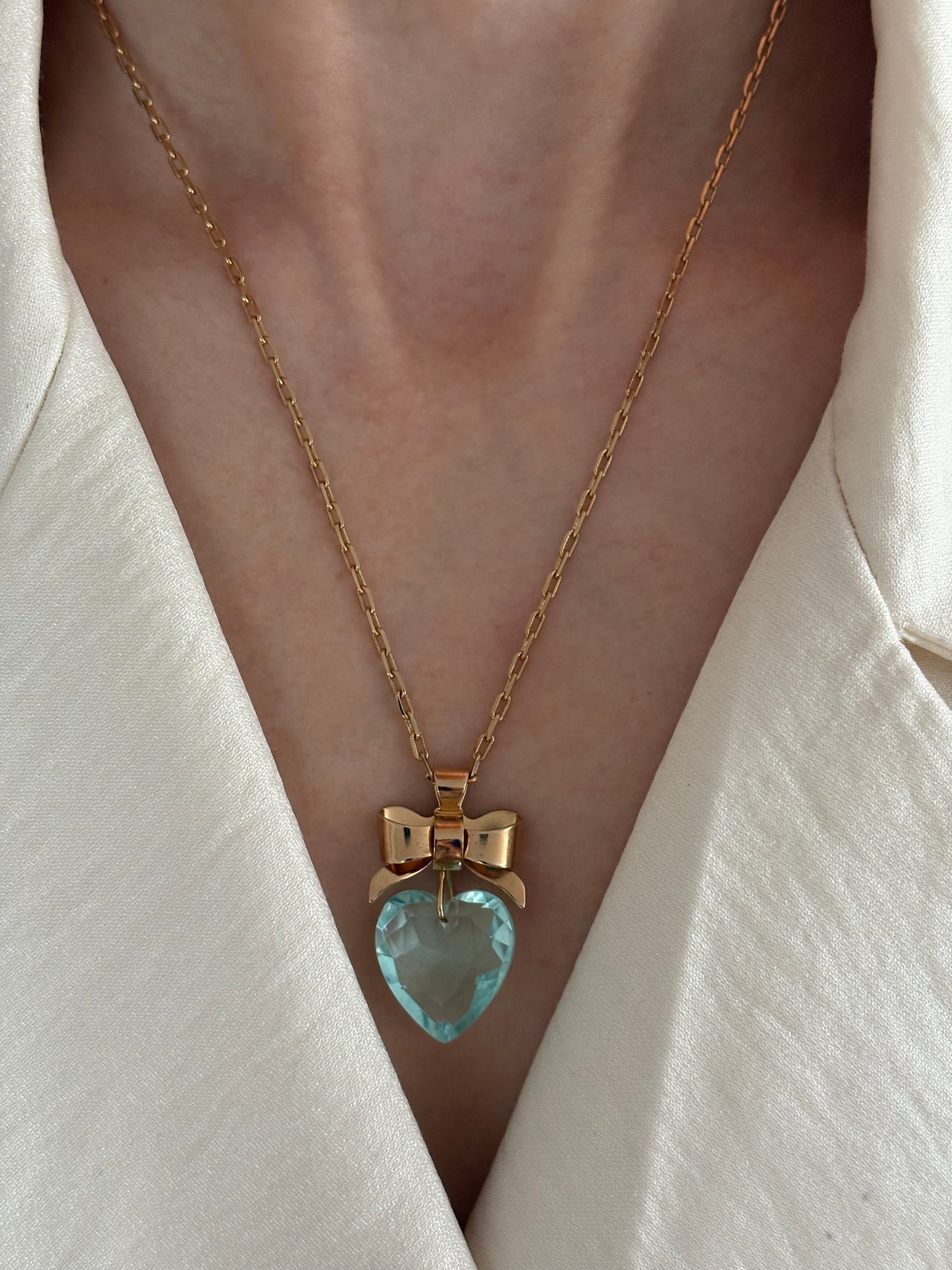 Naszyjnik Avon “ Romantic facets necklace”,1985 rok