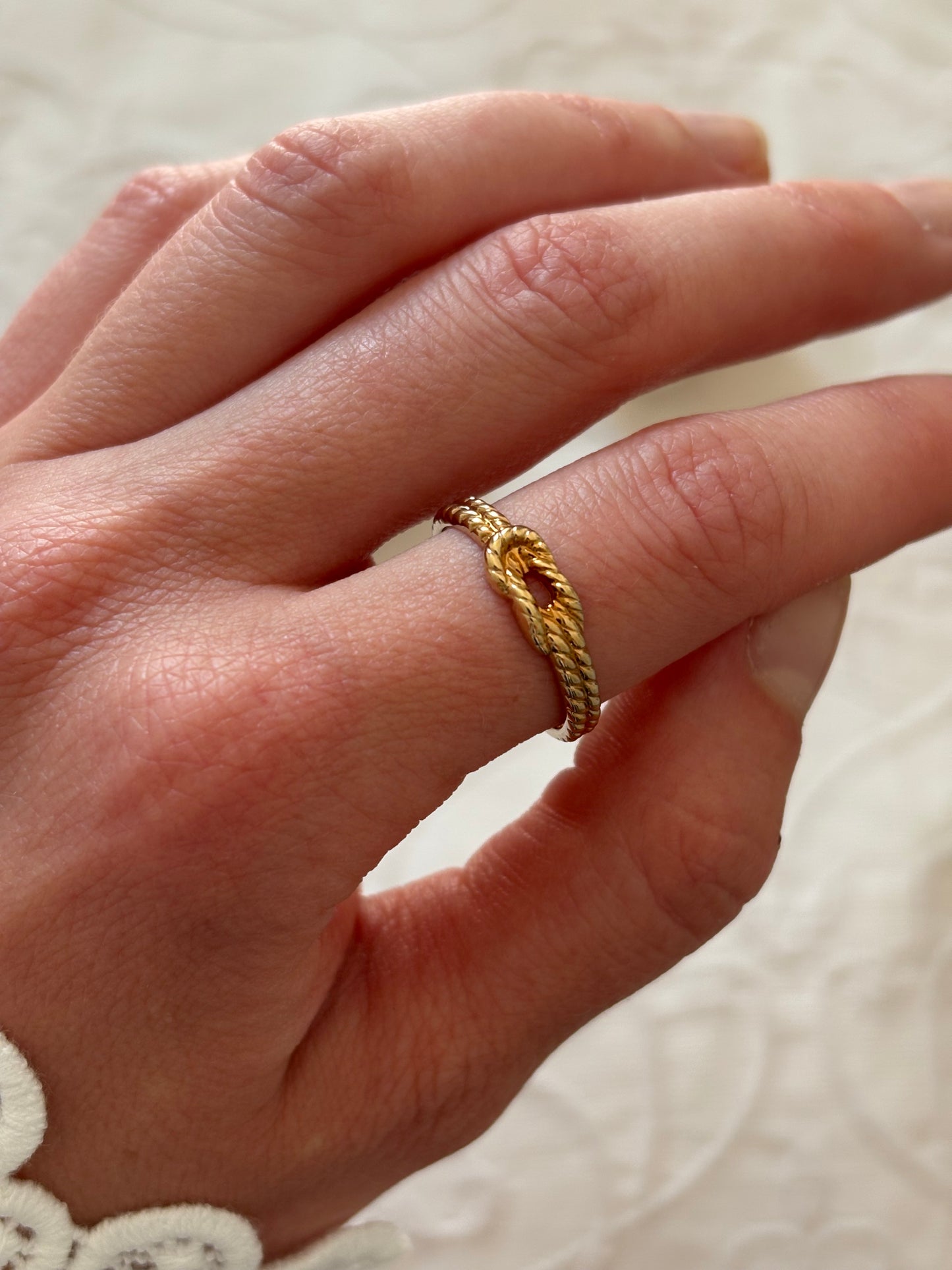 Avon “Love Knot Ring”