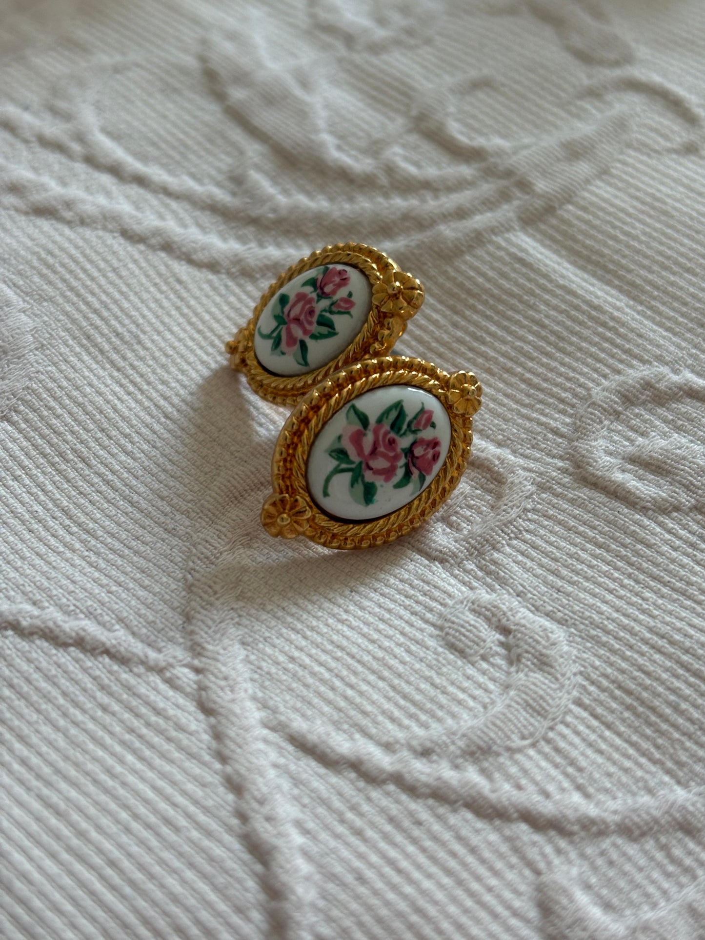 Avon earrings with painted decoration