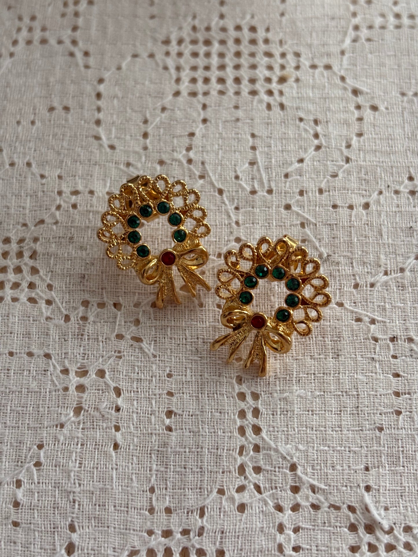 Kolczyki Avon “ Christmas wreath”,1997 rok