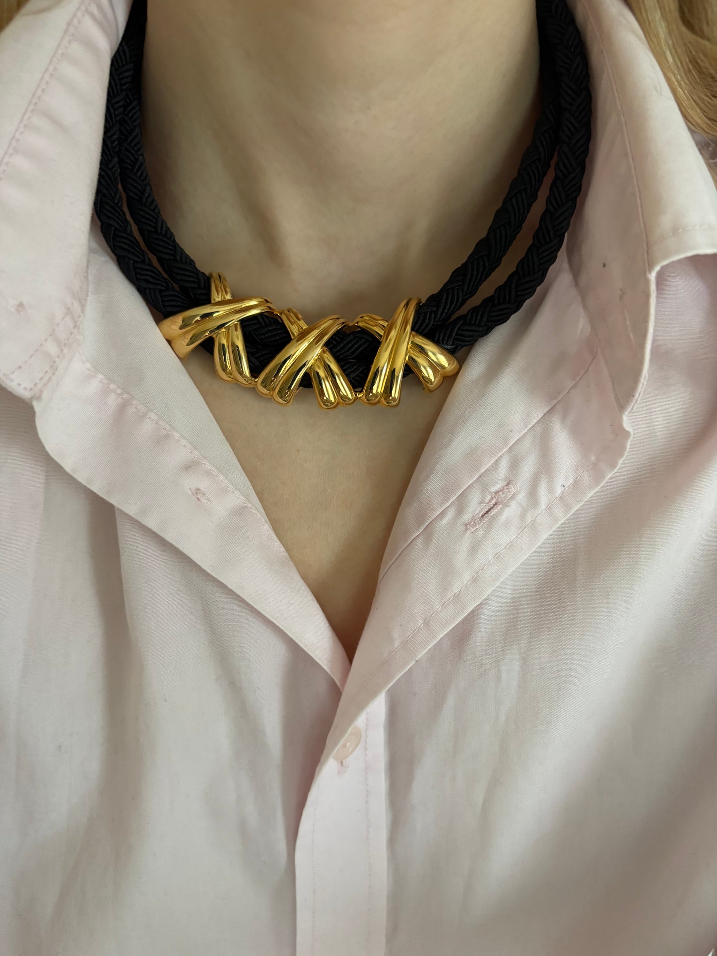 Naszyjnik Avon „Dramatic Kiss”, 1989