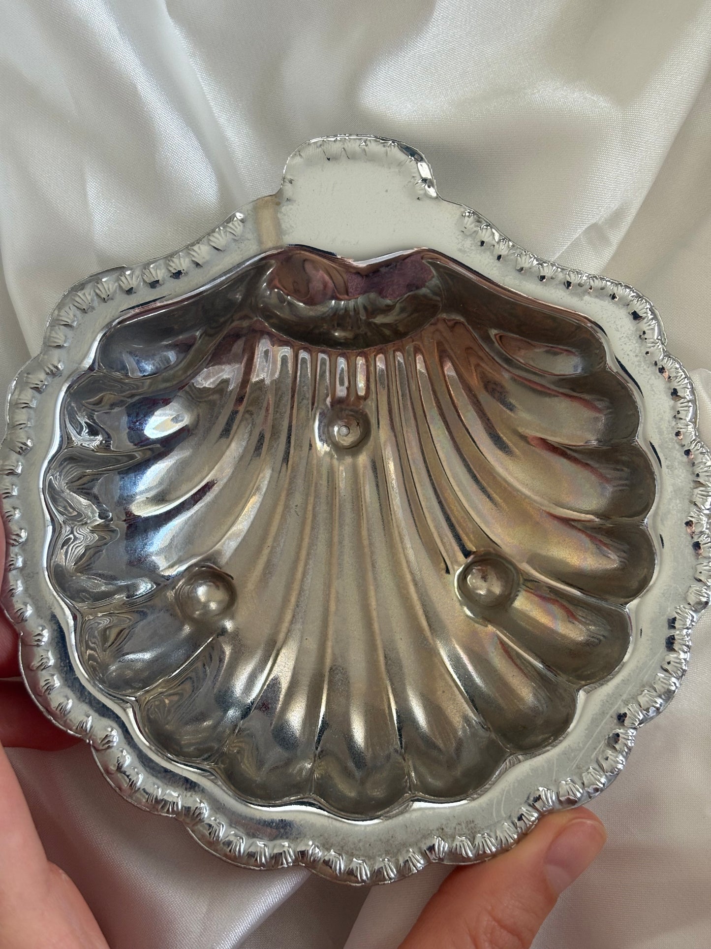 Decorative vintage dish or ashtray