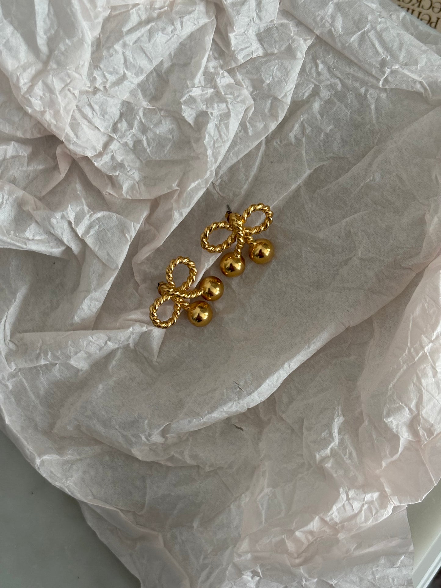 Kolczyki marki Joan Rivers