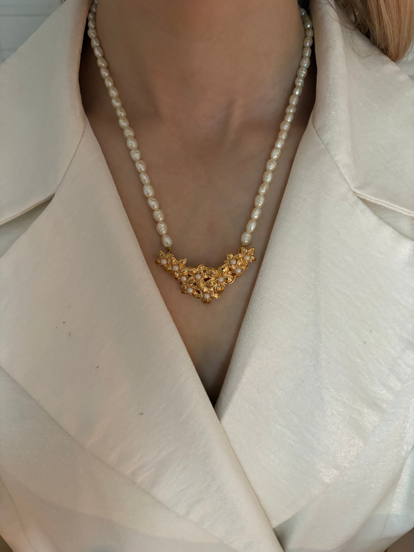 Naszyjnik Avon „Golden Bouquet, 1988 rok
