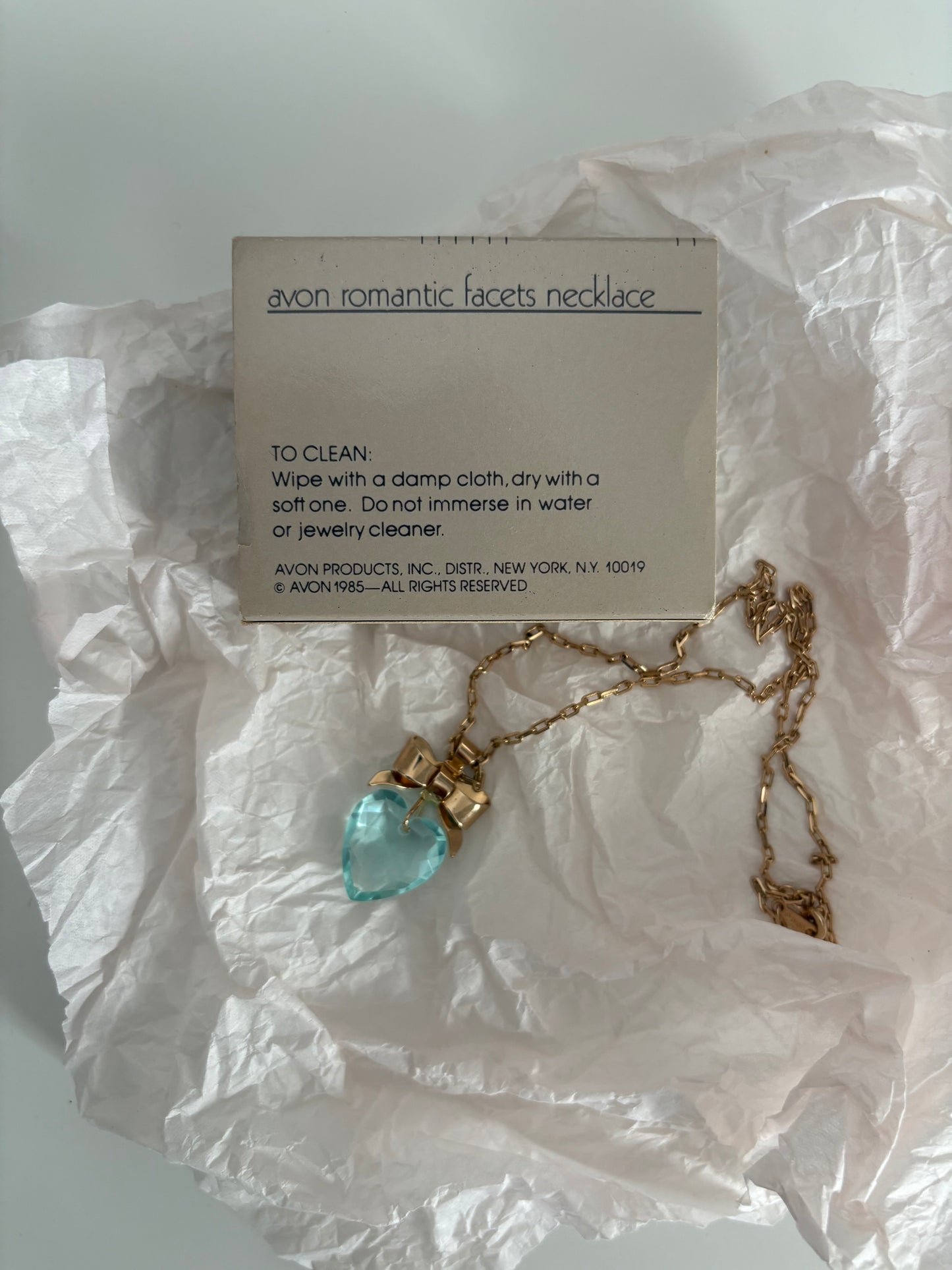 Naszyjnik Avon “ Romantic facets necklace”,1985 rok