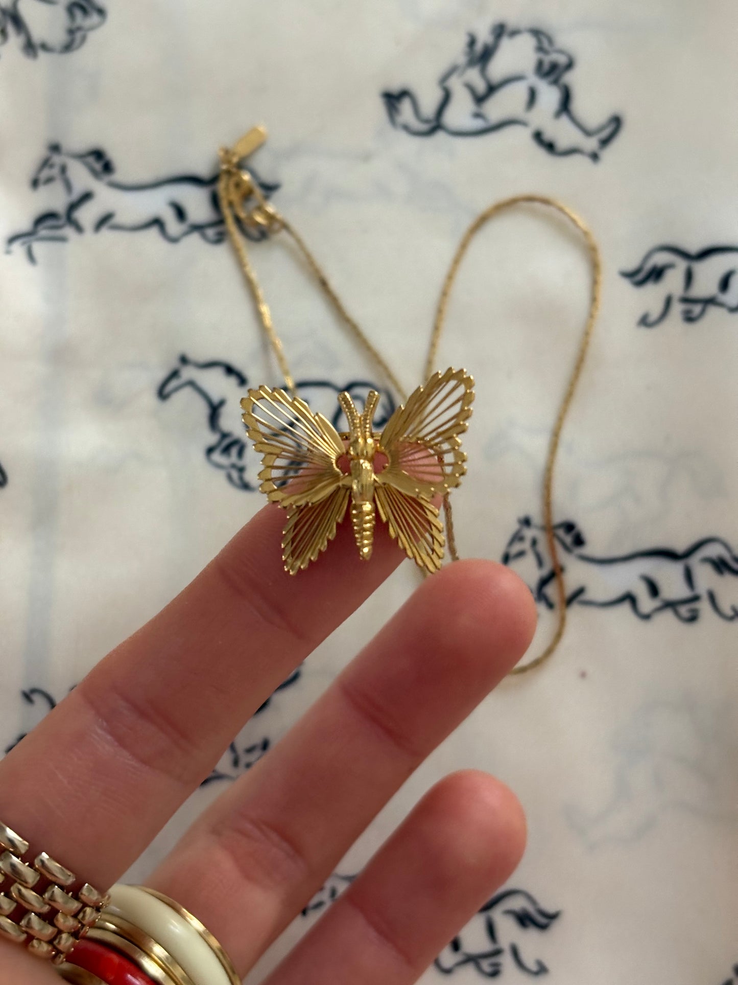 Naszyjnik Monet w kształcie motyla