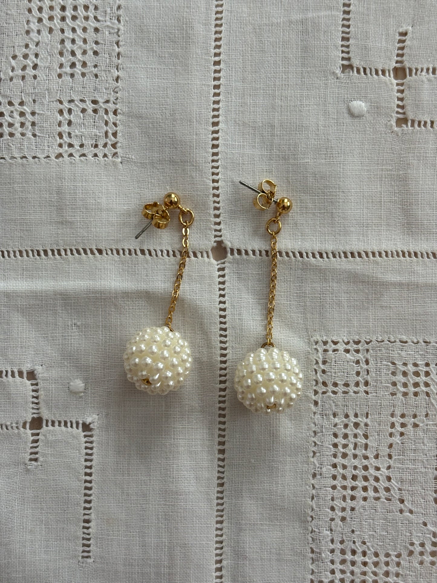 Kolczyki Avon “Snowball”,1991 rok