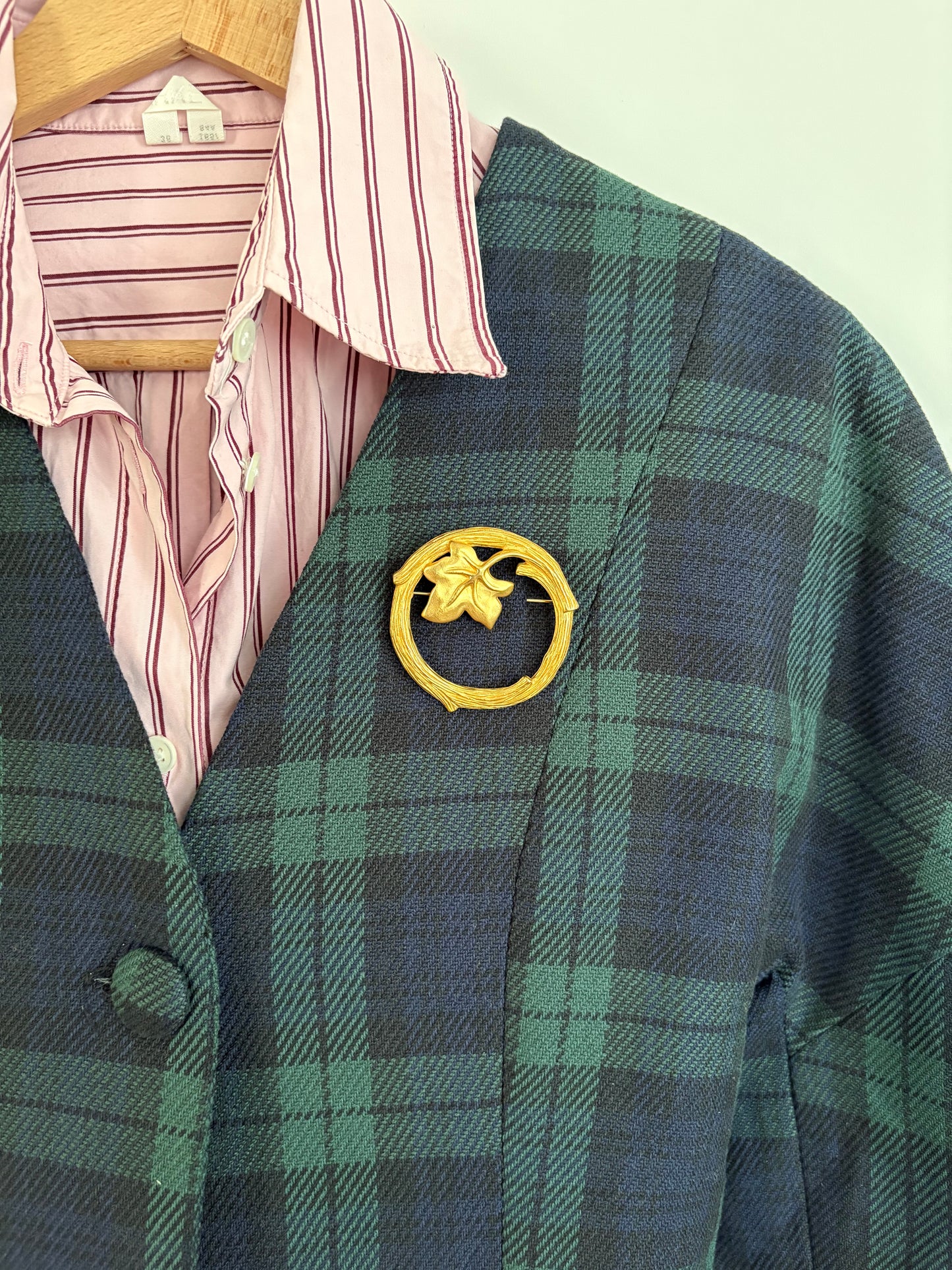 Givenchy gold-plated ivy brooch