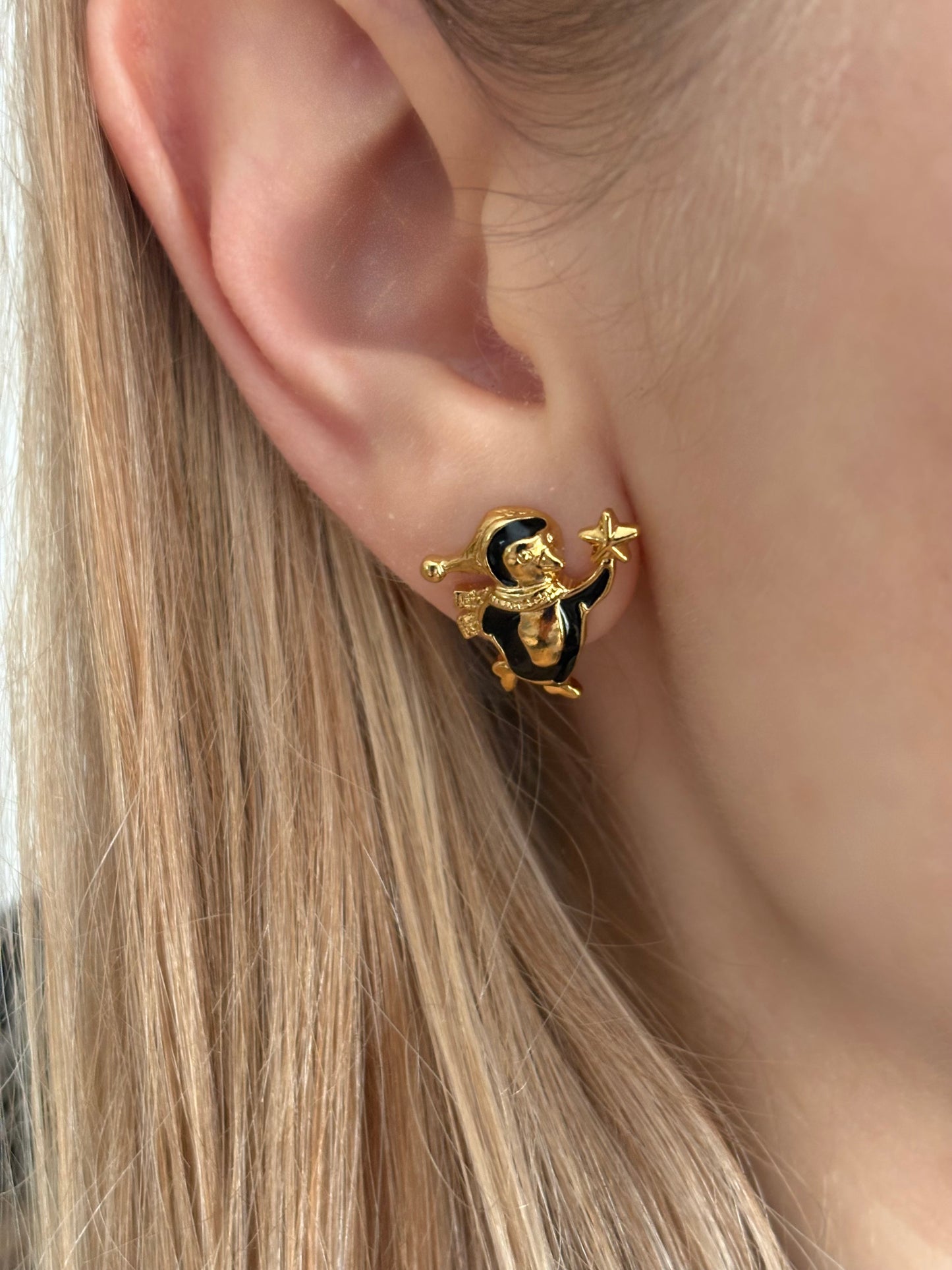 Pozłacane kolczyki Avon „Penguins” z emalią