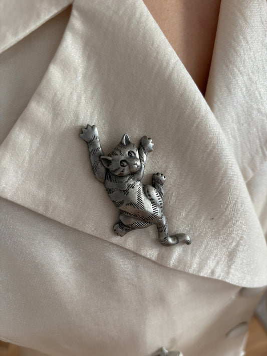 Broszka marki Jonette Jewelry (JJ)