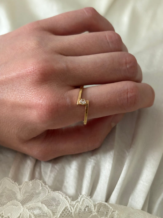 Avon "Birthstone Accent" ring, 1979