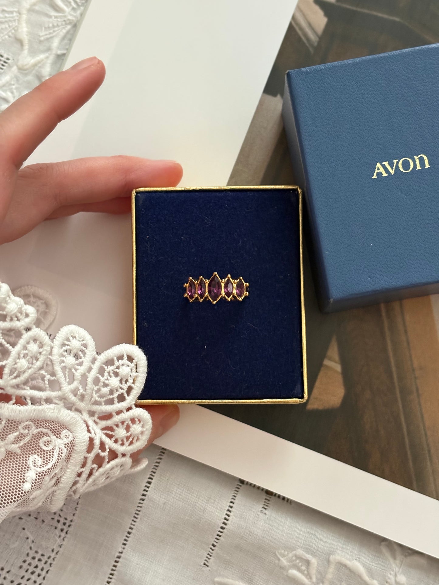 Pierścionek Avon “ Marquis Sparkle”,1994 rok