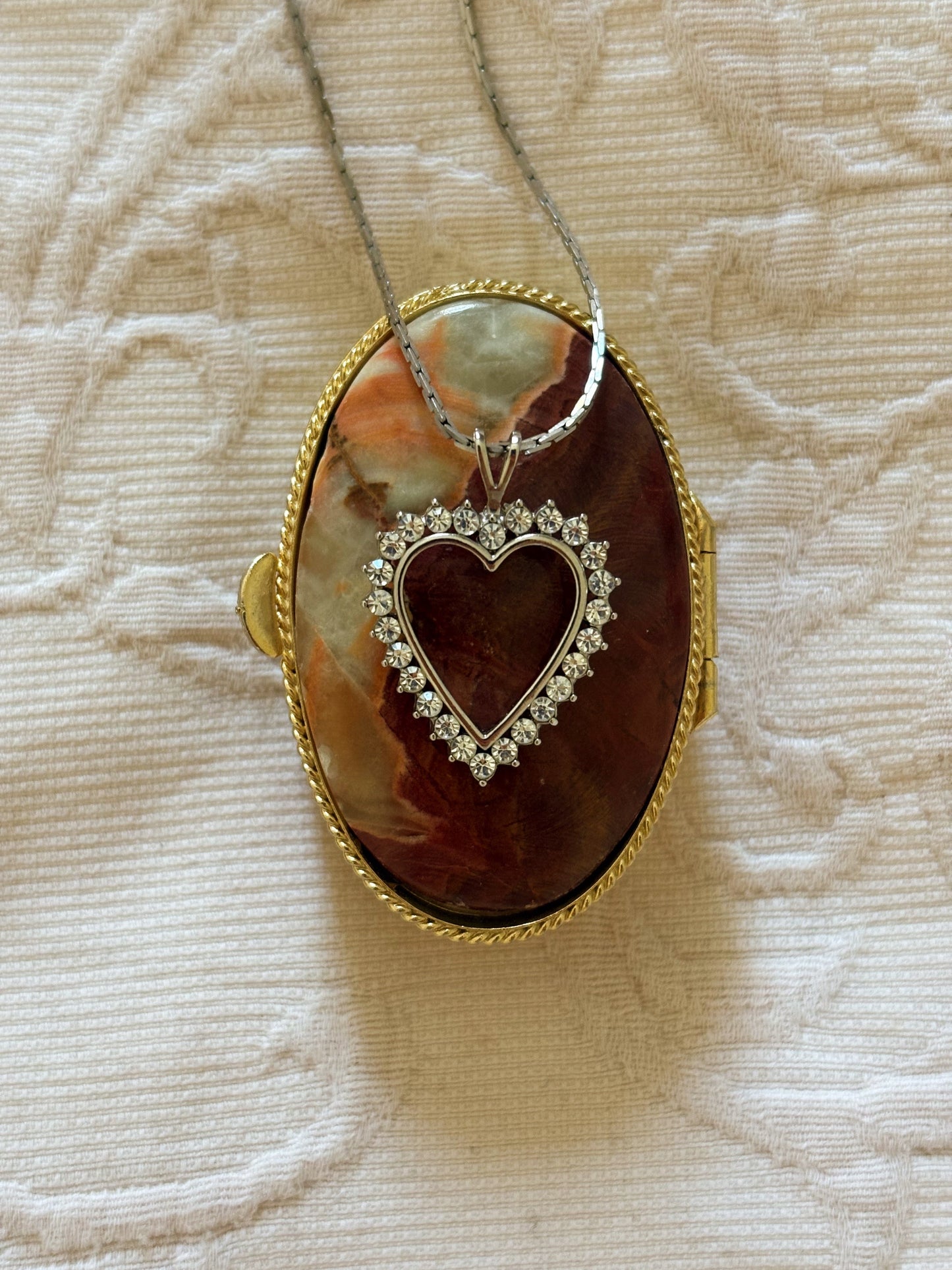 Monet Necklace with Openwork Heart❤️