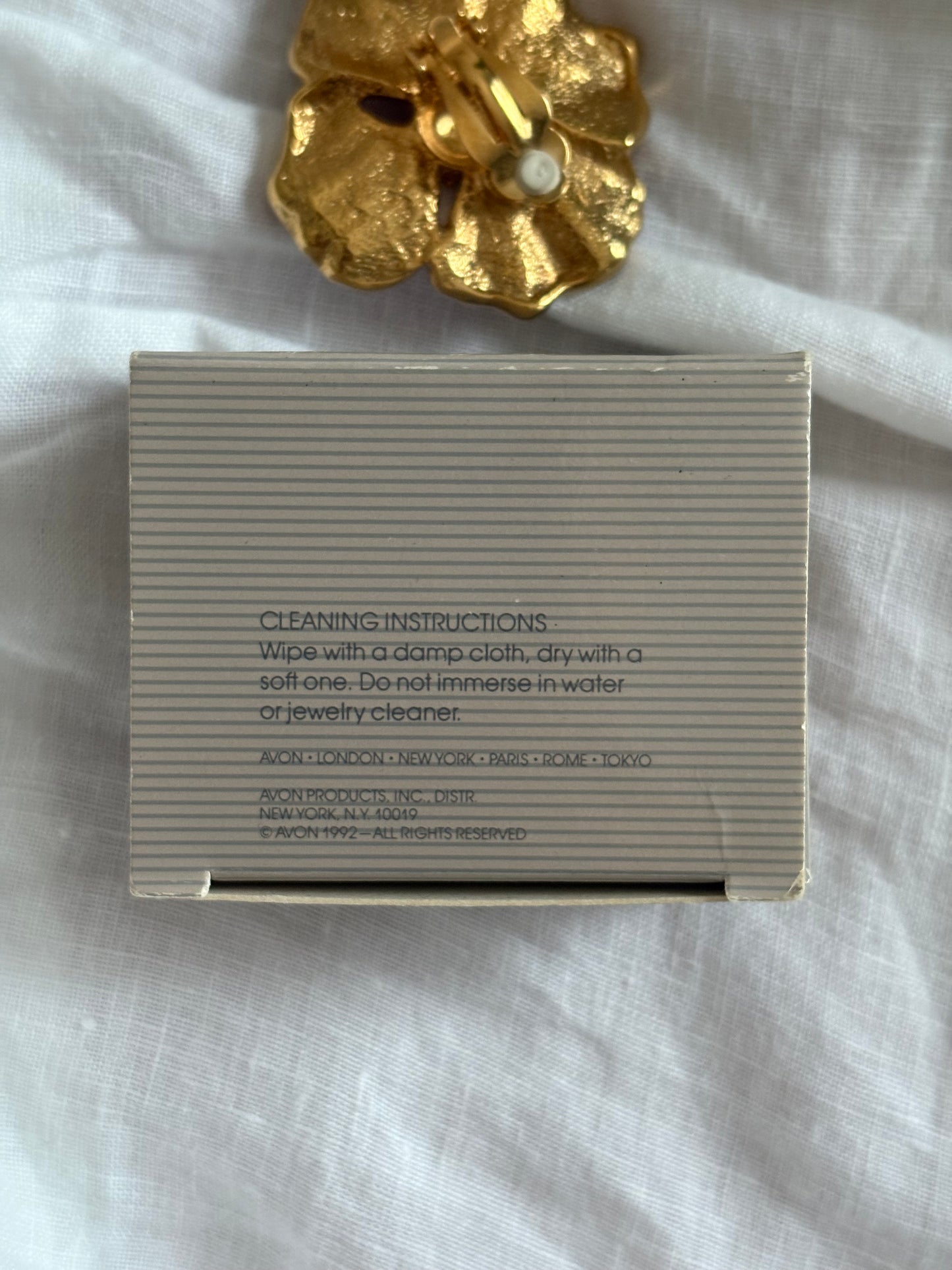 Klipsy Avon z 1992 roku