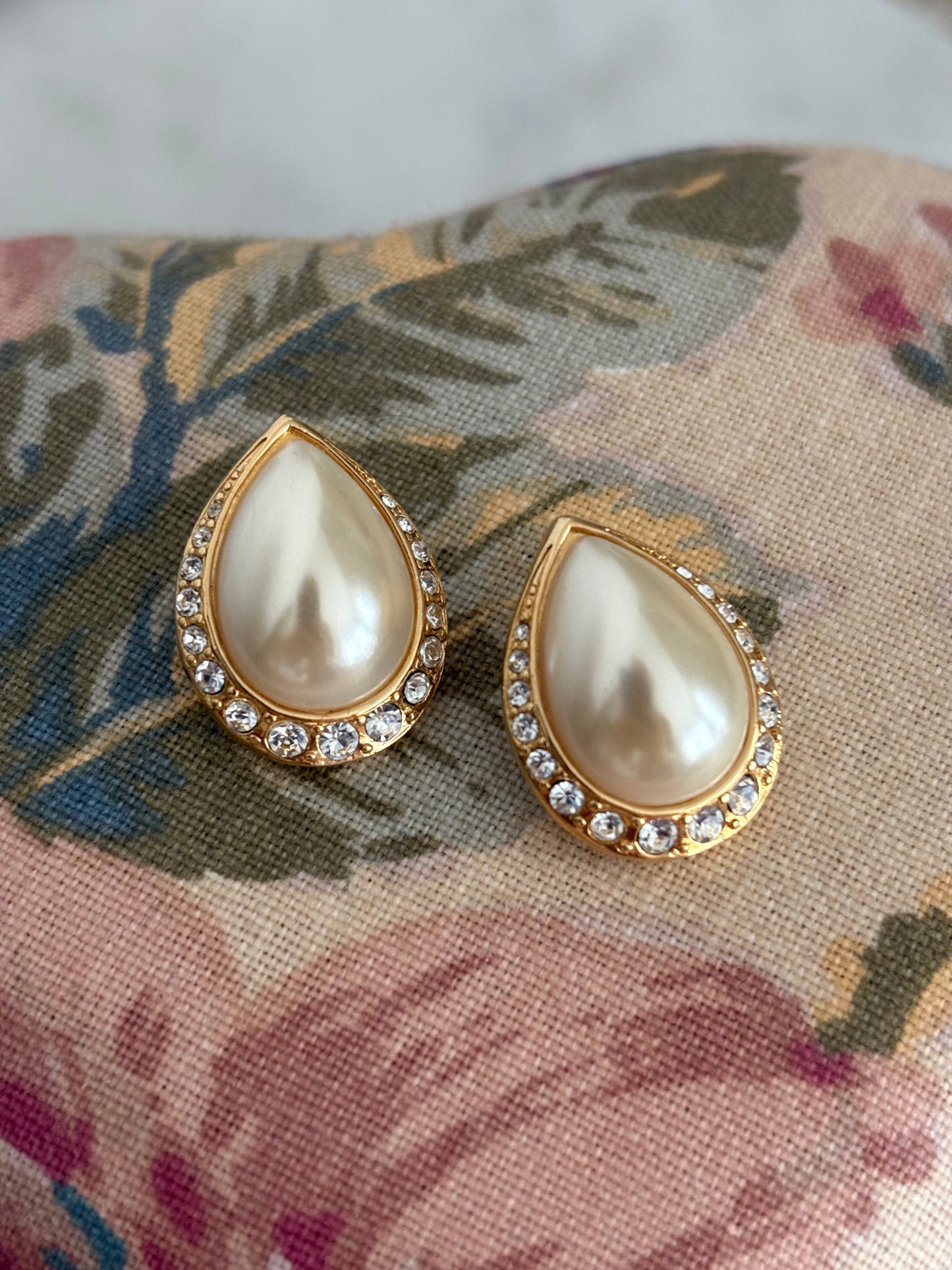 Pozłacane kolczyki Swarovski z perłami