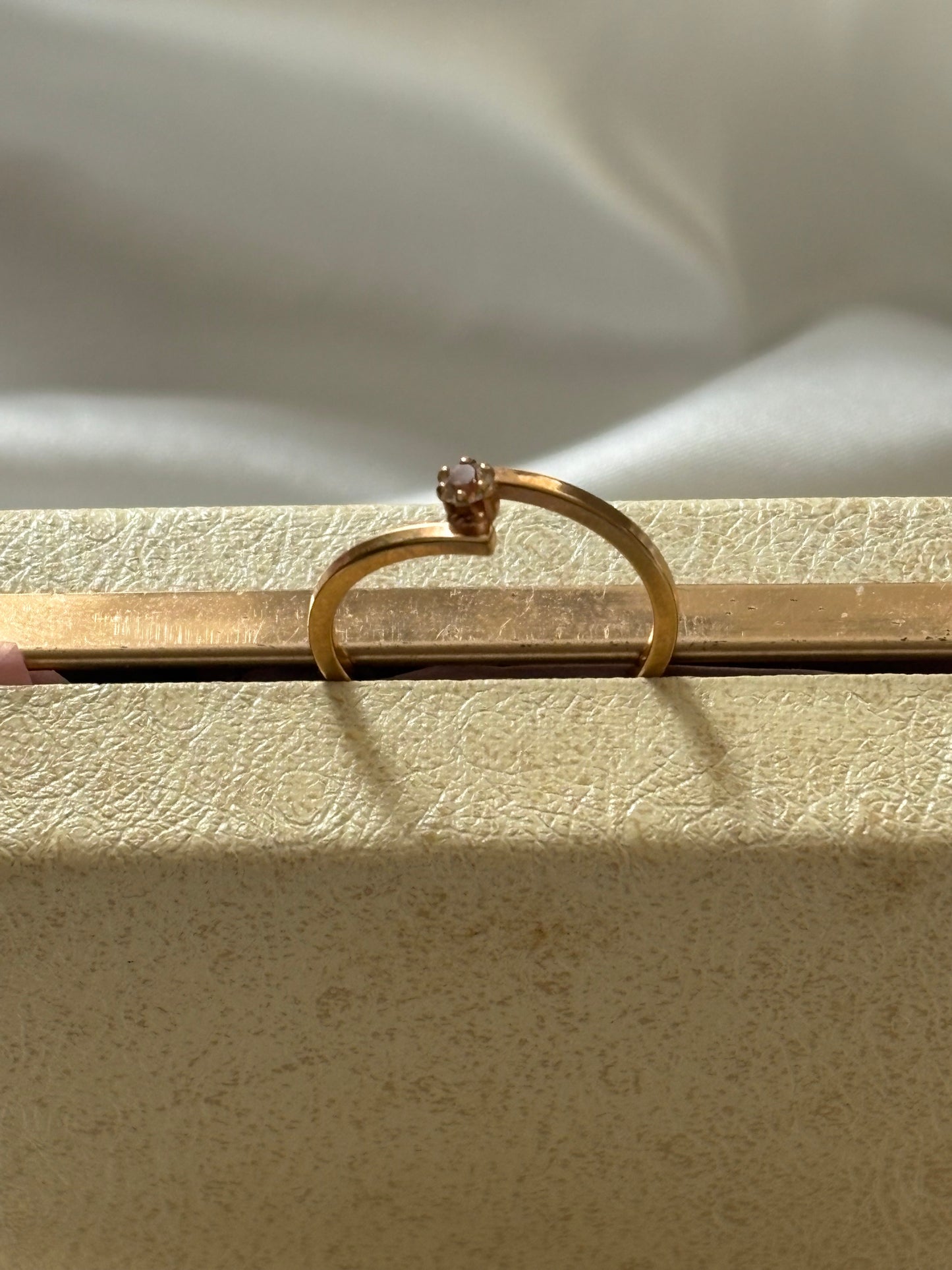 Avon "Birthstone Accent" ring, 1979