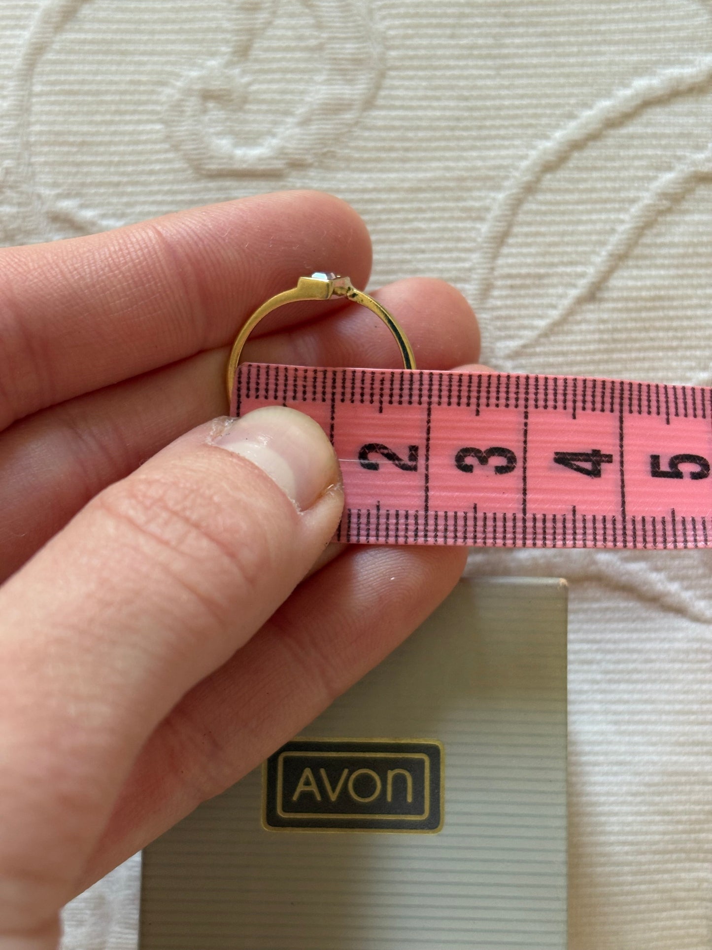 Pierścionek Avon,17,5 mm