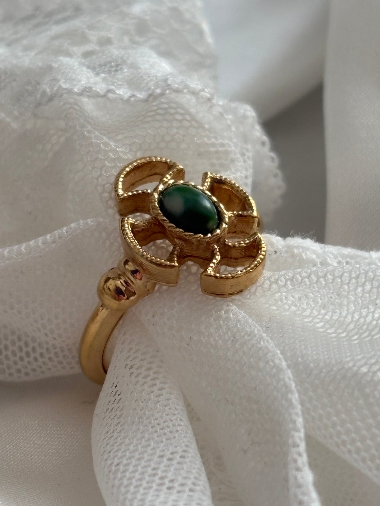 Avon "Baroness" ring, 1973
