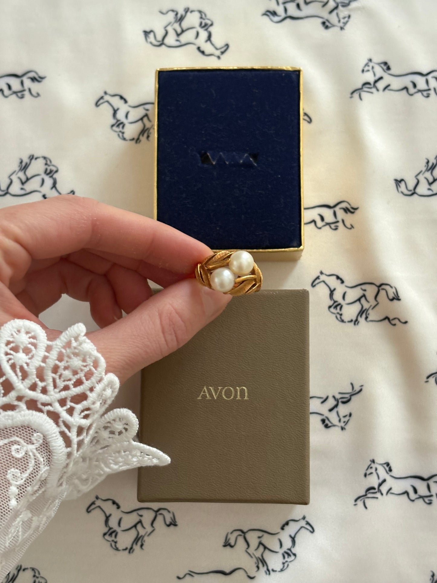 Pierścionek Avon „Evening Creation Duet”,1971 rok