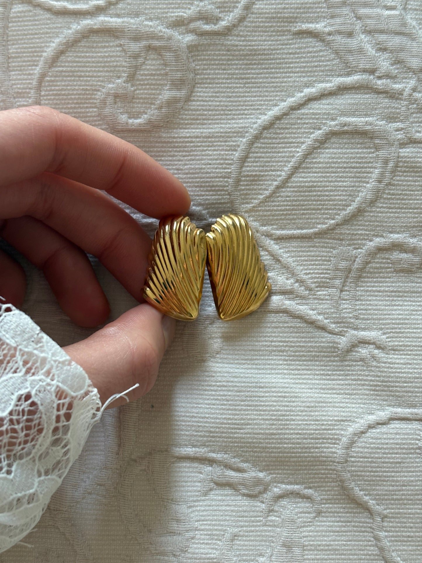 Napier Shell Clips, lightweight