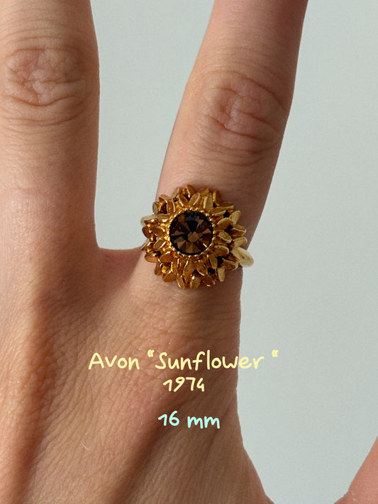 Pierścionek Avon “Sunflower “,1974 ,16 mm