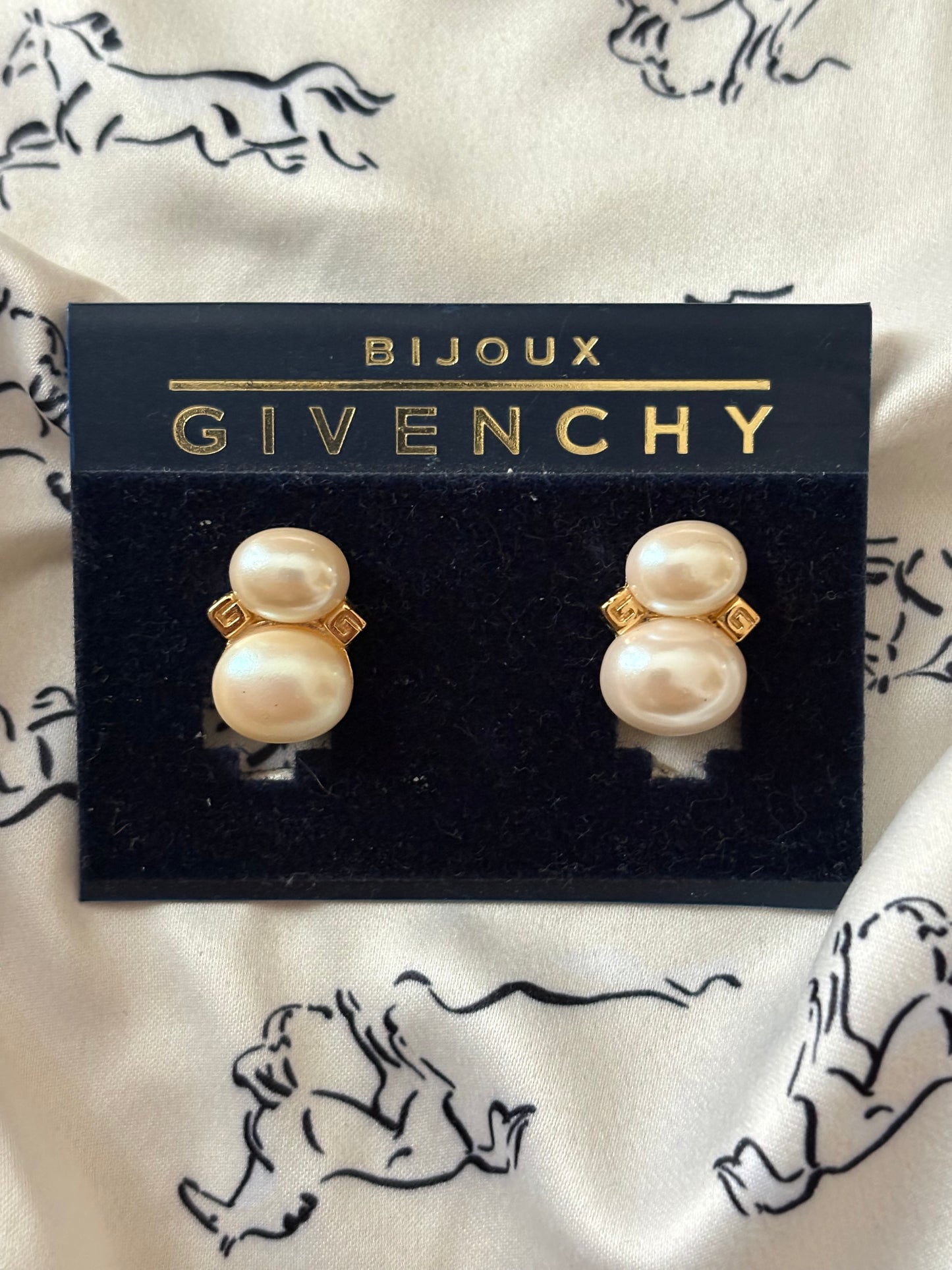 Vintage klipsy Givenchy z perłami