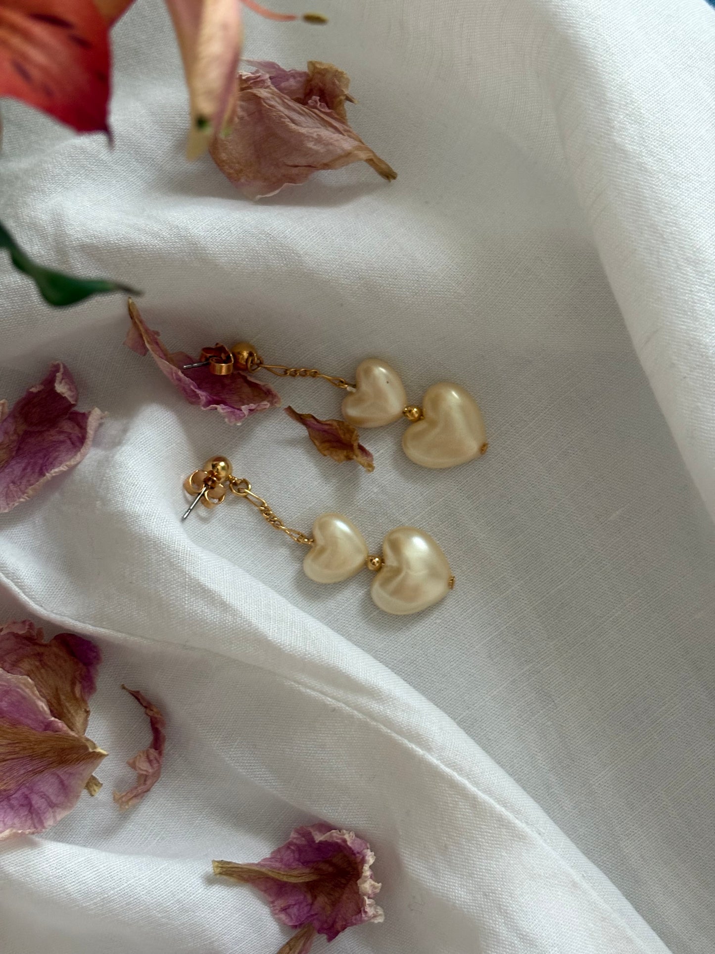 Kolczyki Avon “Delicate hearts”, 1987 rok