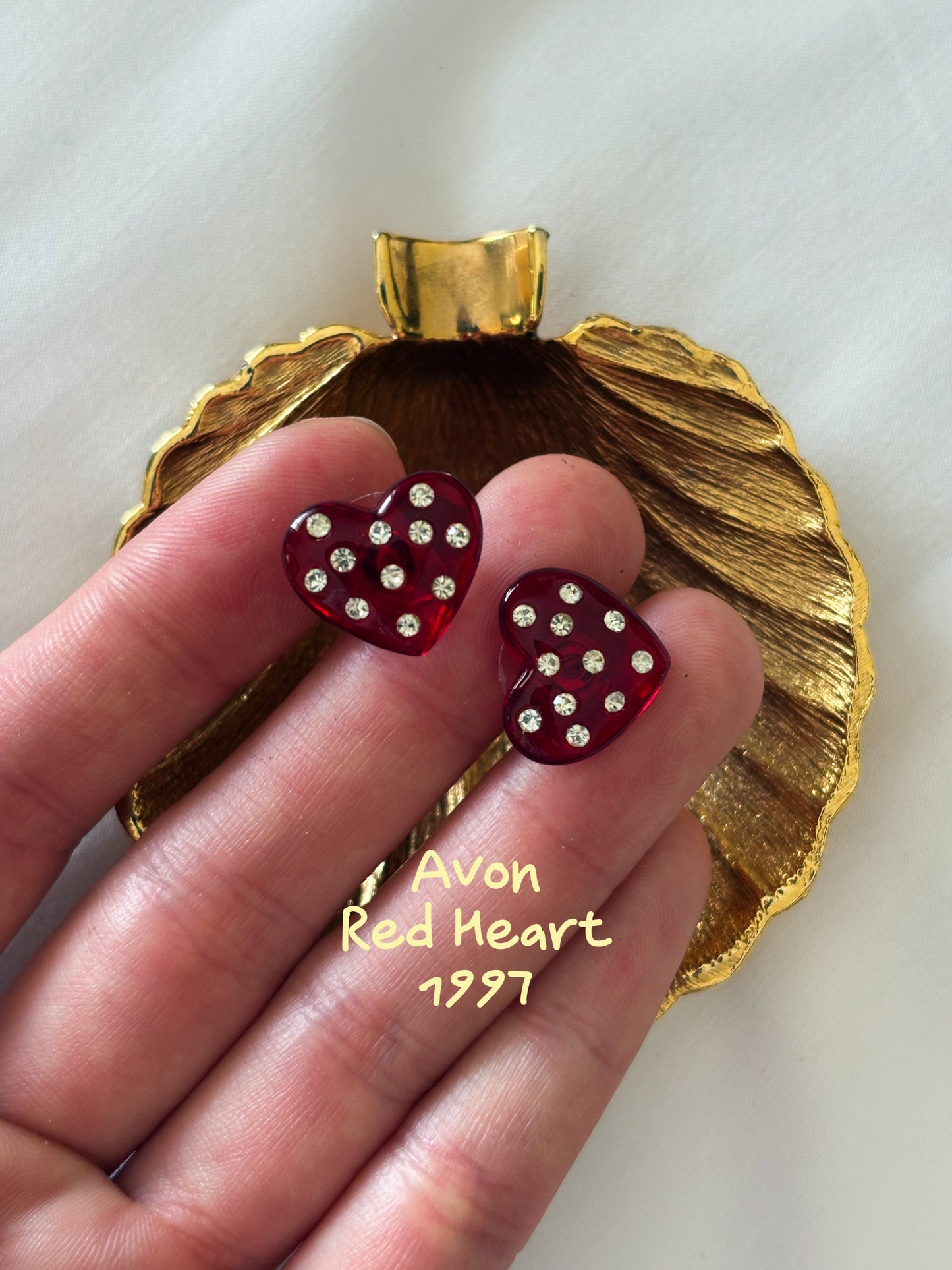 Kolczyki Avon “ Red Heart”,1997 rok