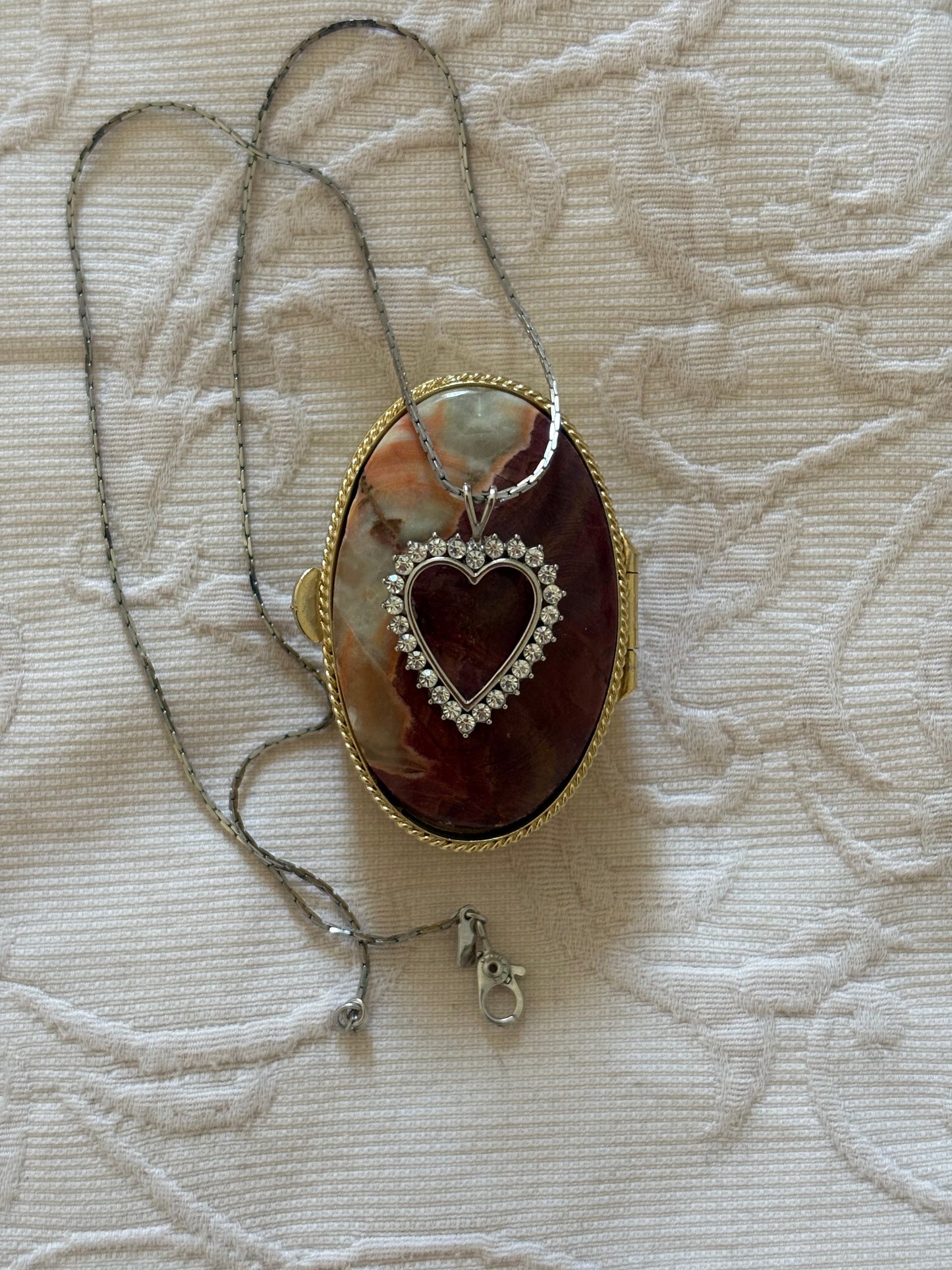 Monet Necklace with Openwork Heart❤️