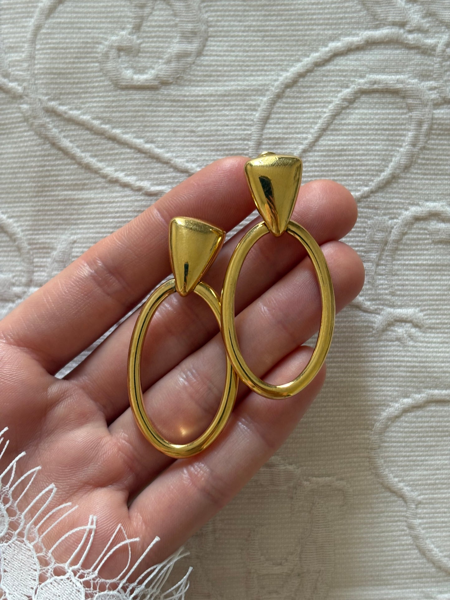 Monet Clips