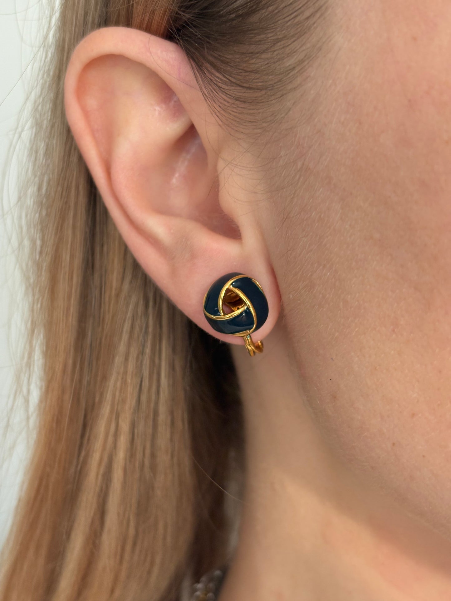 Klipsy Monet – eleganckie węzły