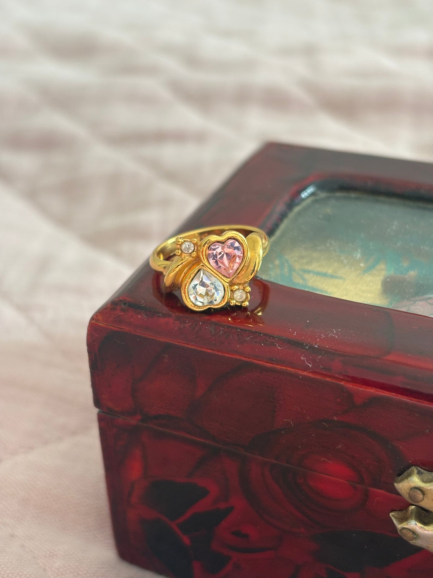 Avon "Two Hearts" ring, 1994