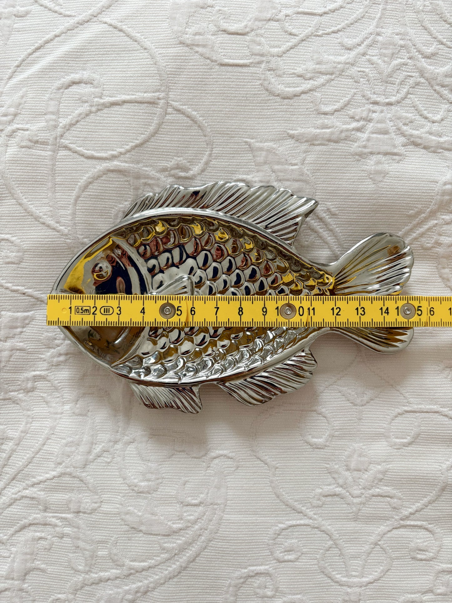 Ceramic fish dish for jewelry and trinkets