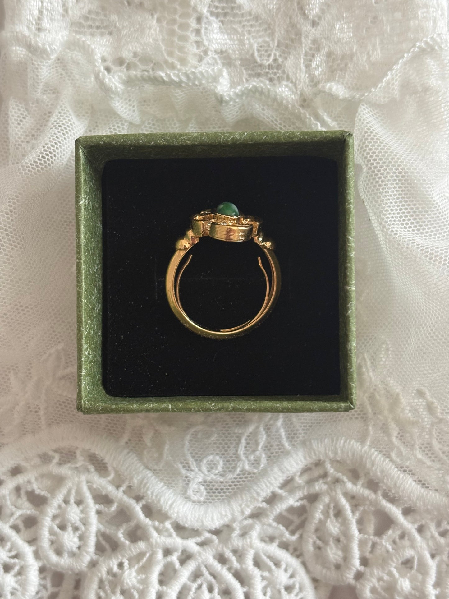 Avon "Baroness" ring, 1973