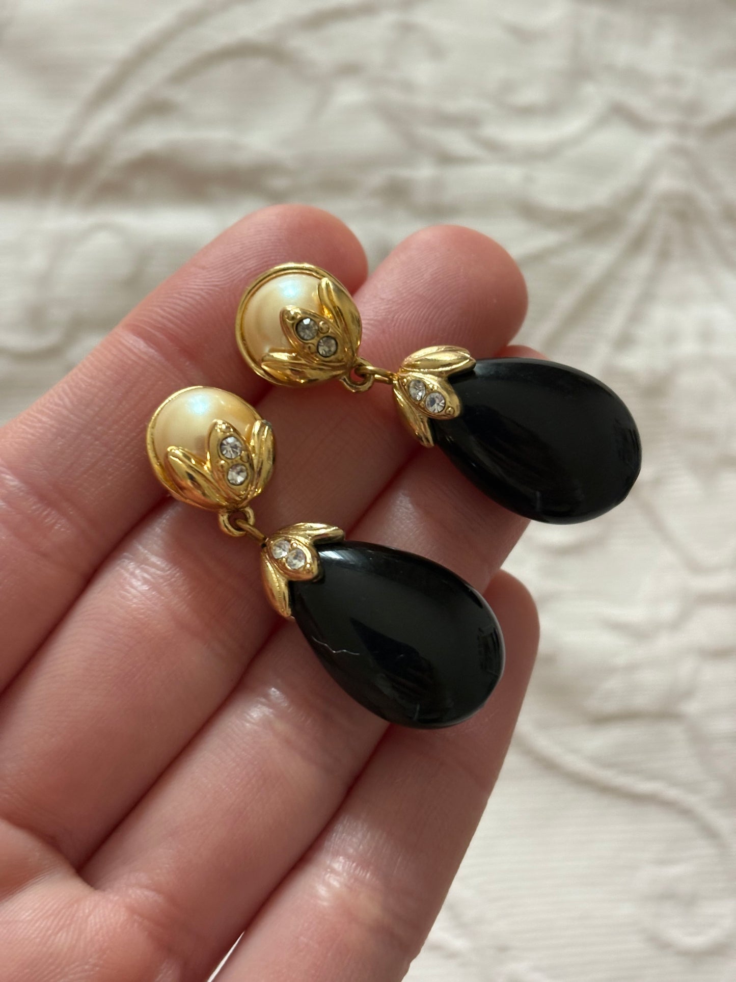 Avon "Royal" Earrings, 1988