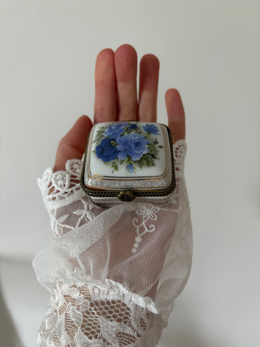 Square porcelain trinket box with blue roses
