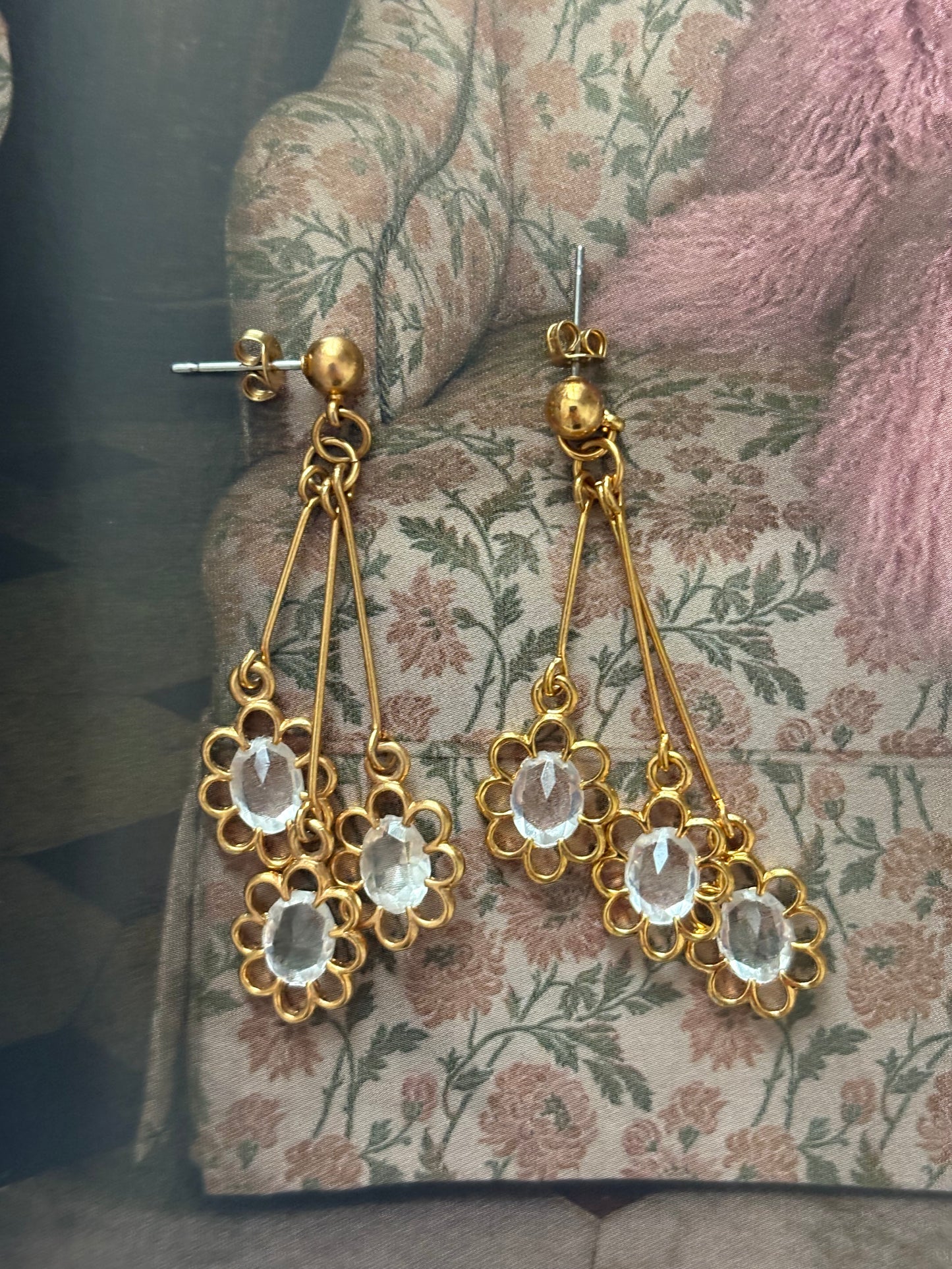 Kolczyki Avon “Dangling Daisy”, 1994 rok