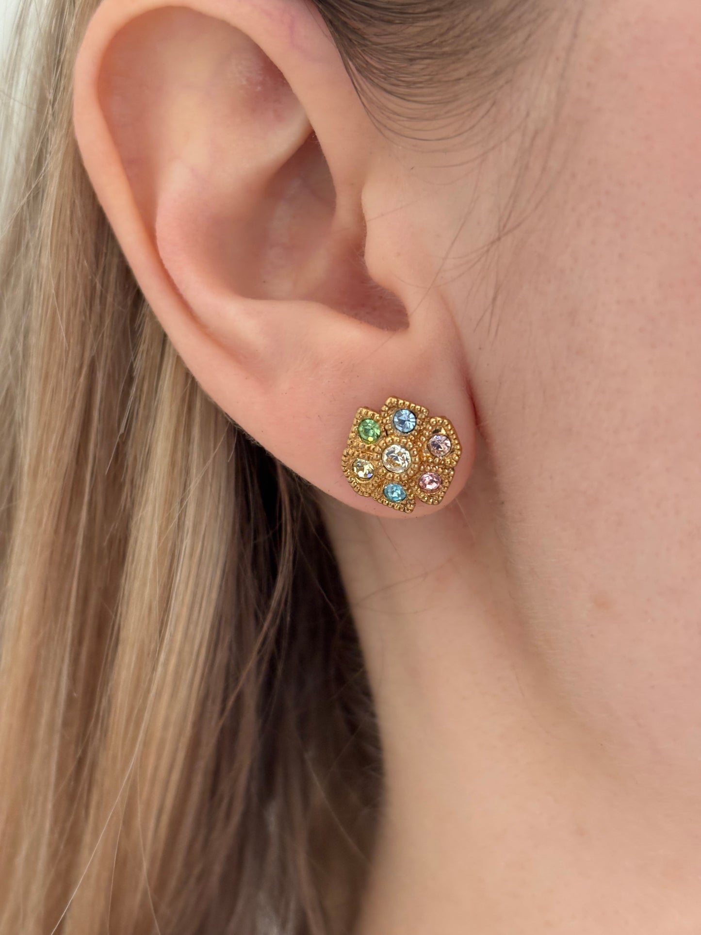 Avon "Flower Facets" Earrings, 1992
