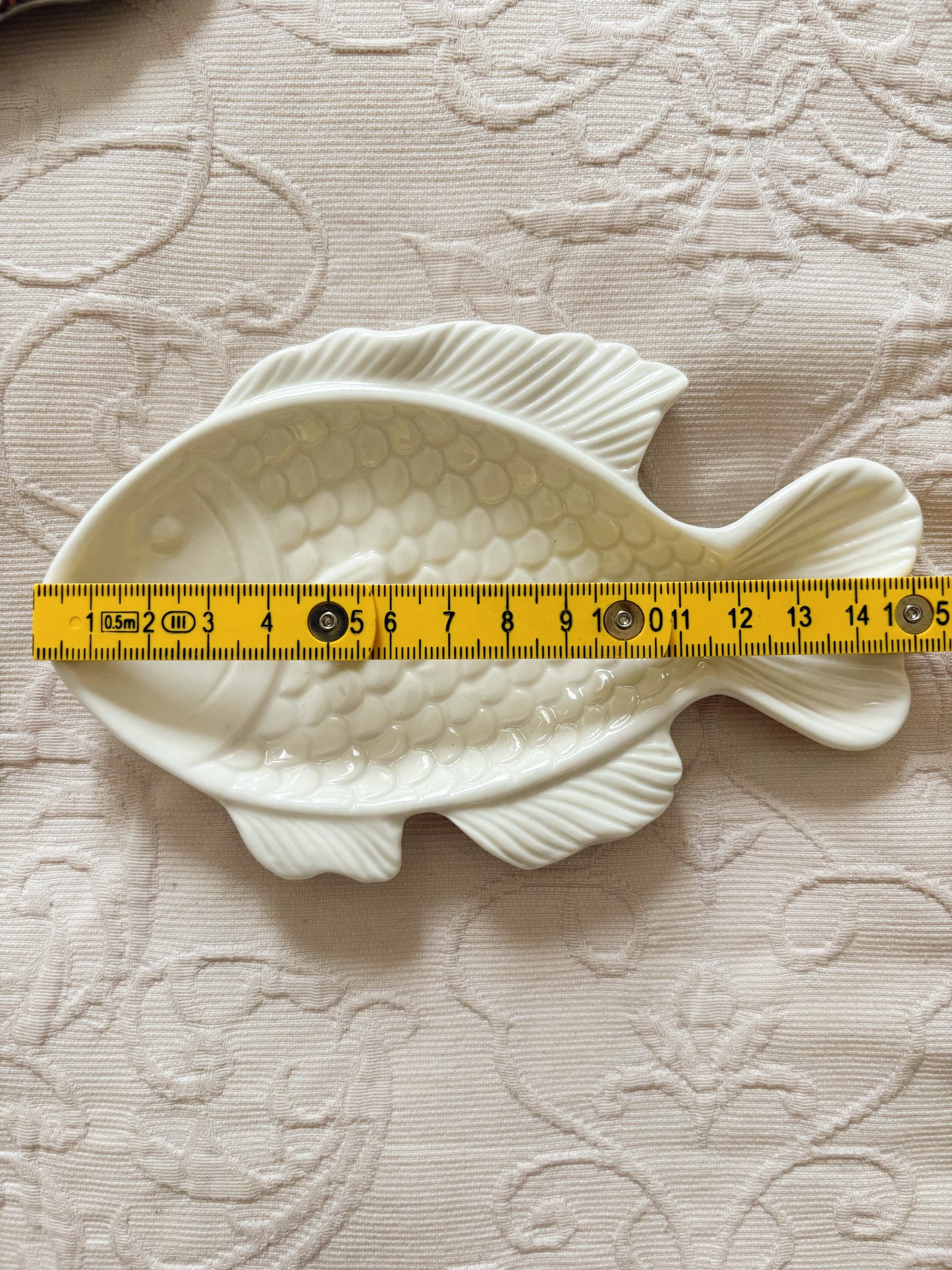 Ceramic vintage fish for jewelry and various trinkets