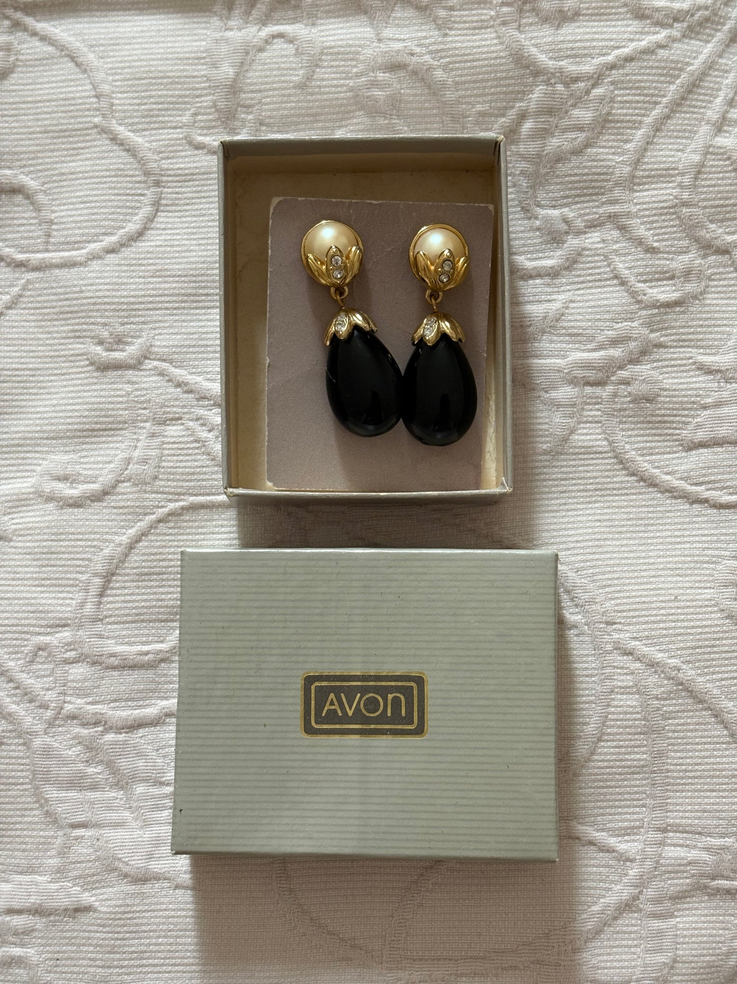 Avon "Royal" Earrings, 1988