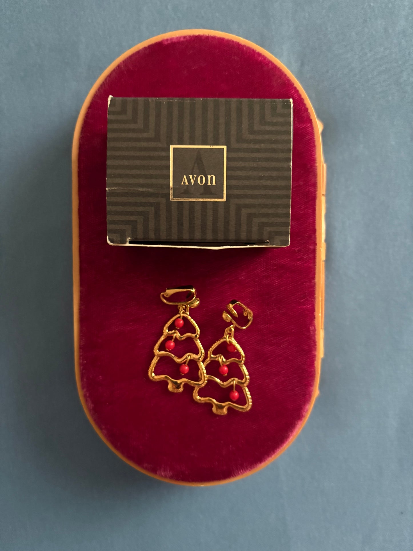 Klipsy Avon „Deck The Tree Clip Earrings” (1994)