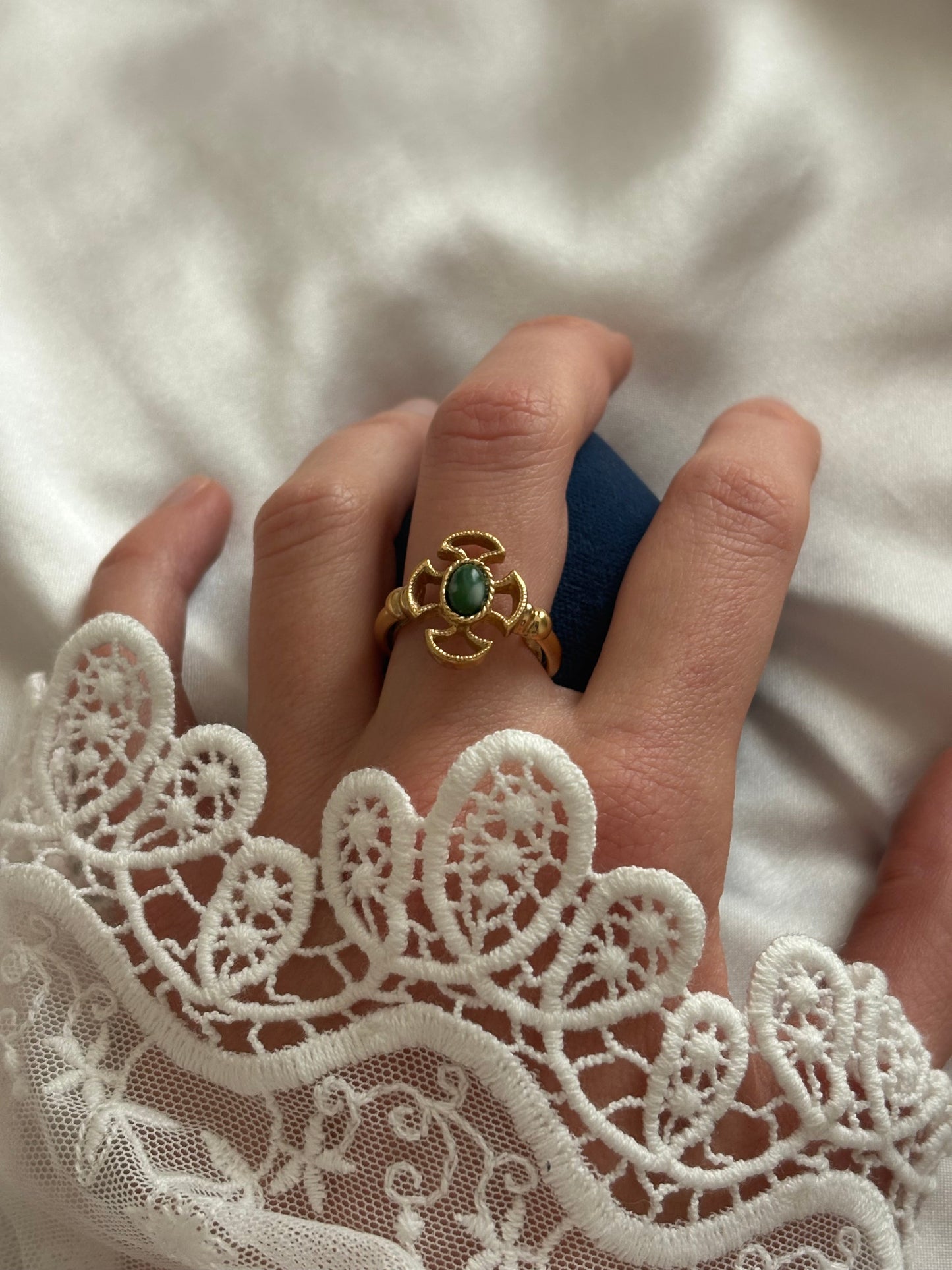 Avon "Baroness" ring, 1973