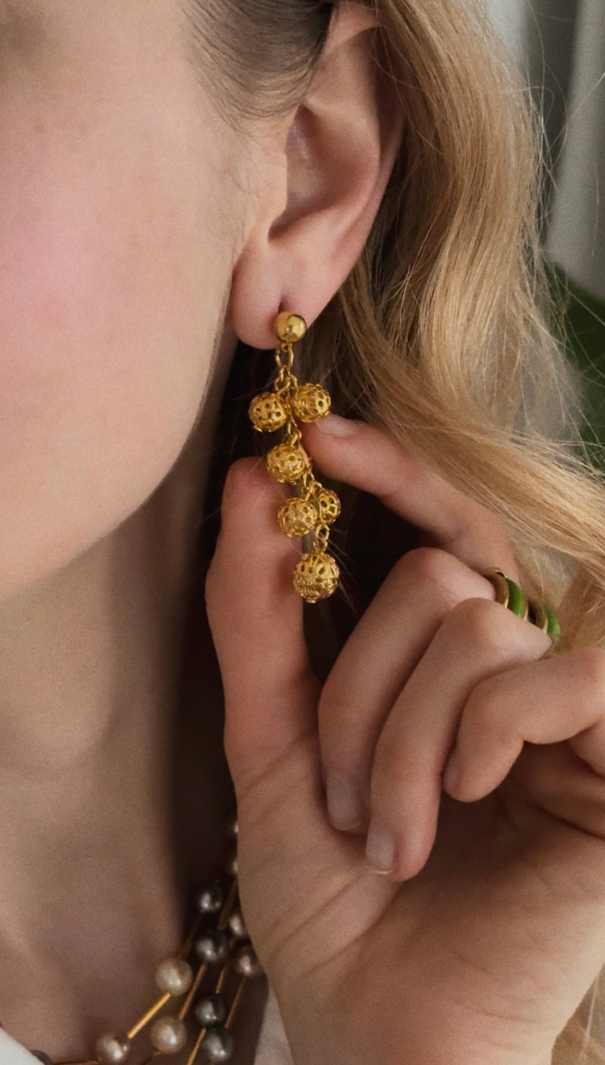 Avon "Filigree Shower" Earrings, 1992