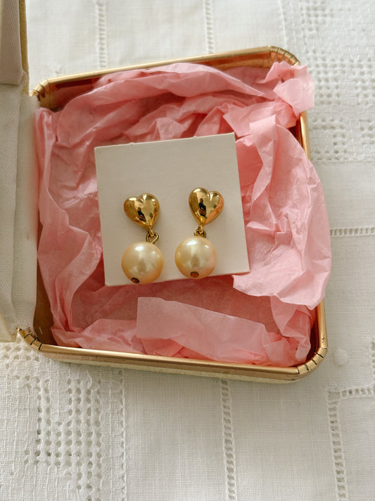 Kolczyki Avon “Delicate heart drop pierced earrings”,1990 rok