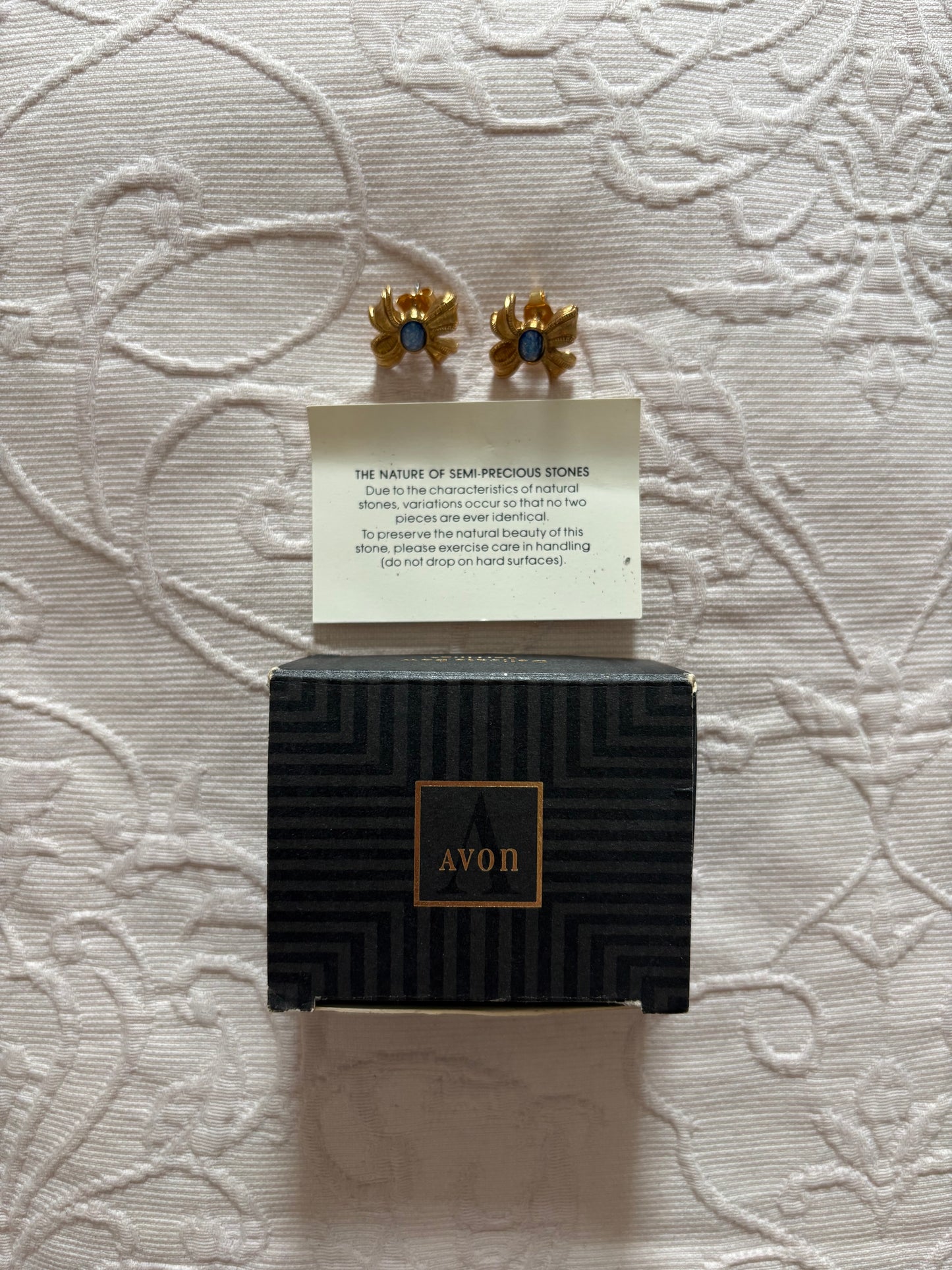 Avon "Delicate Bow" earrings, 1997