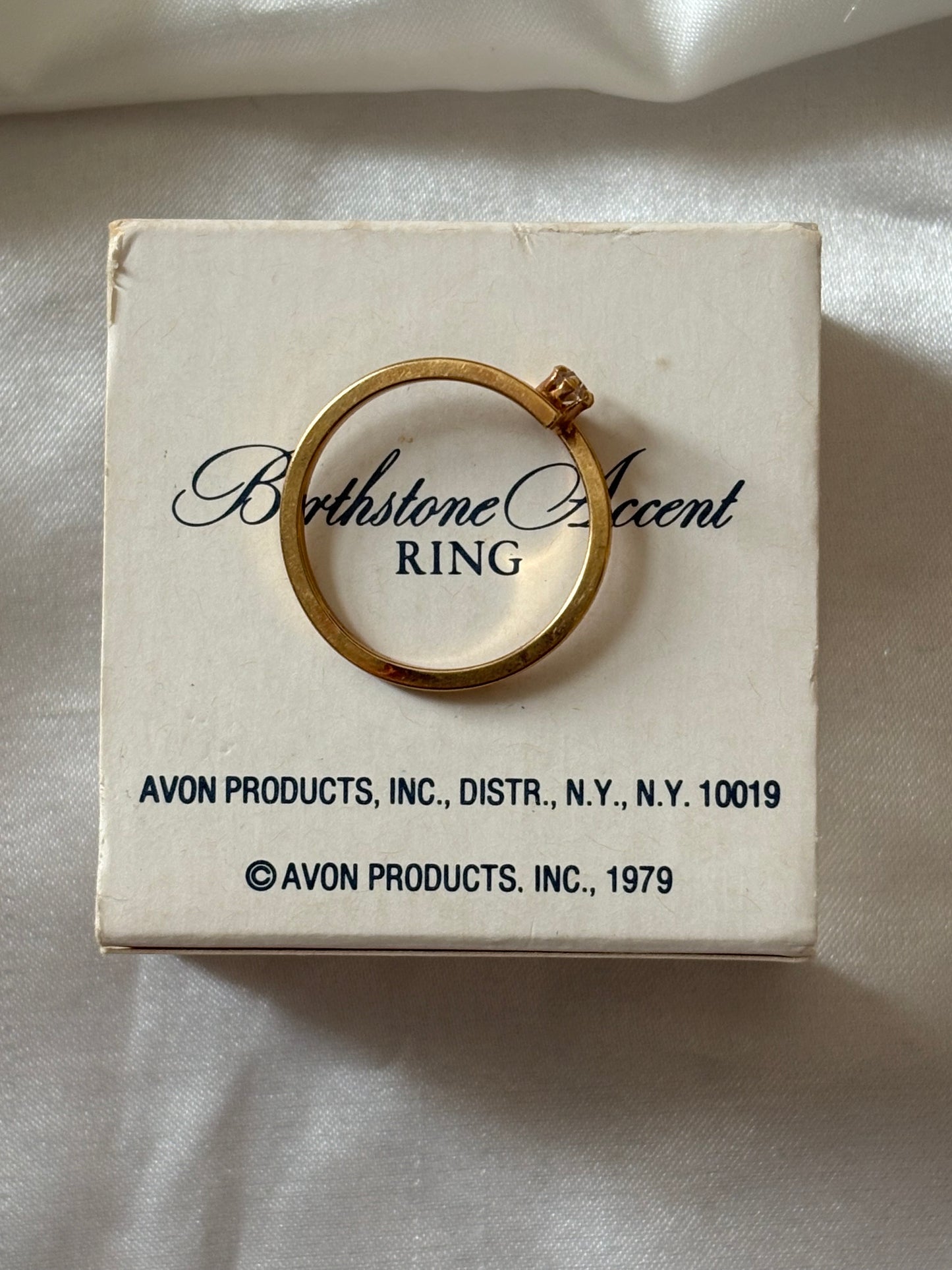 Avon "Birthstone Accent" ring, 1979