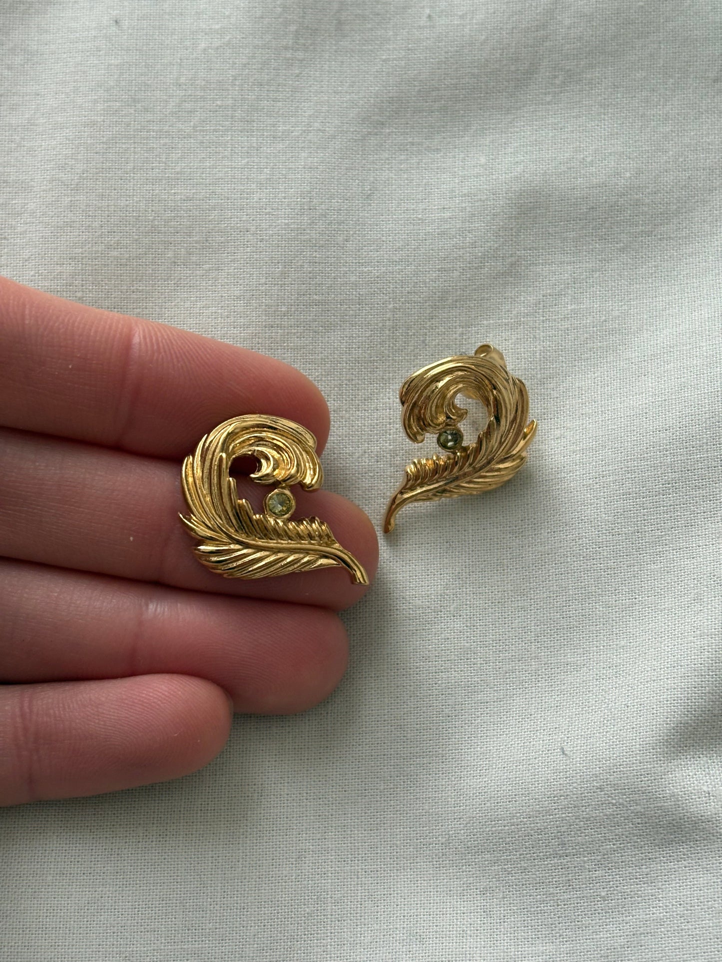 Kolczyki Avon „Precious plume”,1990 rok