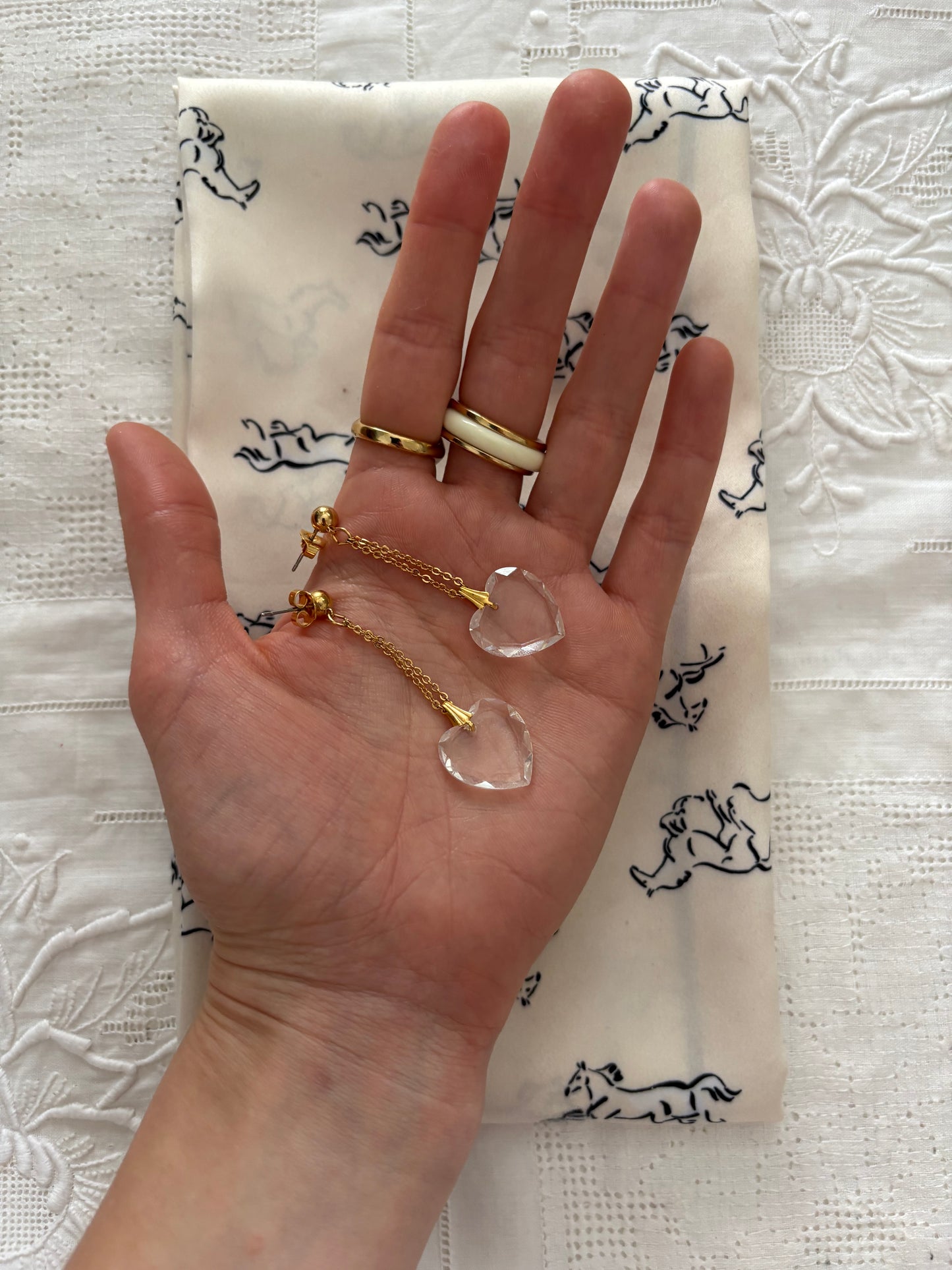 Kolczyki Avon „Crystal Heart Earrings”,1991 rok