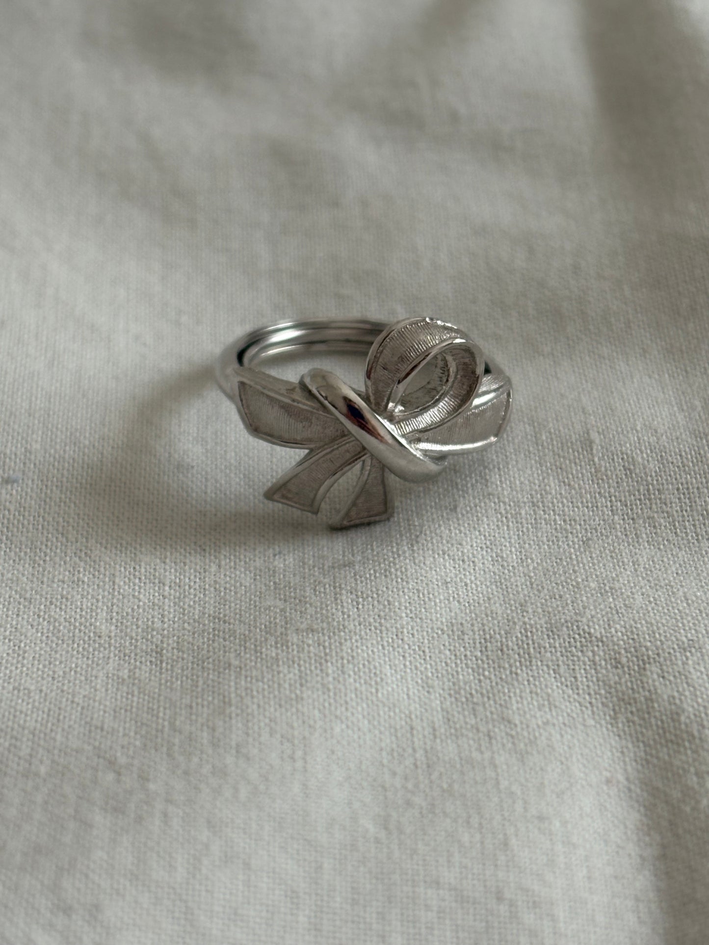Avon “Beau Knot” Ring, 1975