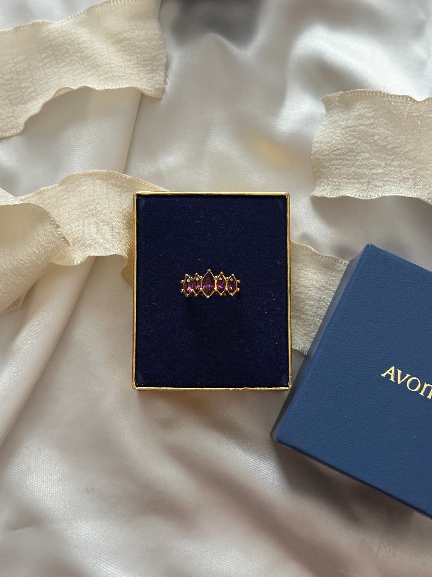 Pierścionek Avon “ Marquis Sparkle”,1994 rok